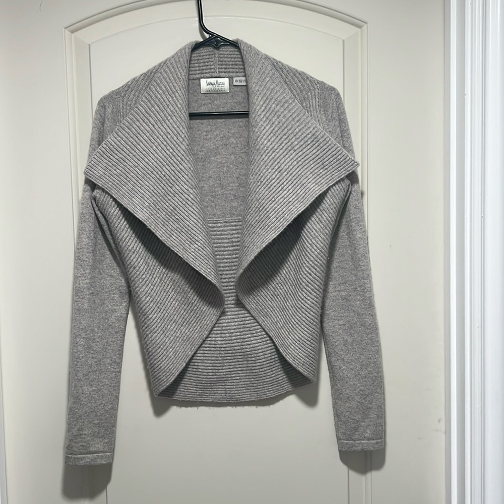 Neimen Marcus Exclusive Cashmere Size Small